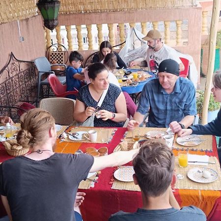 Hostel Afgo Rooftop Варзазат Екстериор снимка