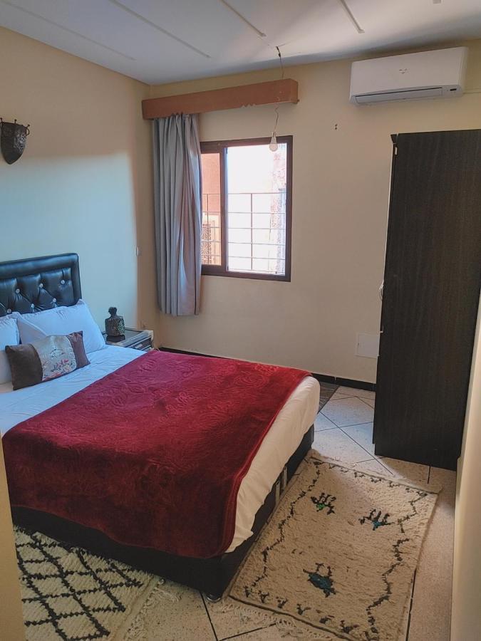 Hostel Afgo Rooftop Варзазат Екстериор снимка