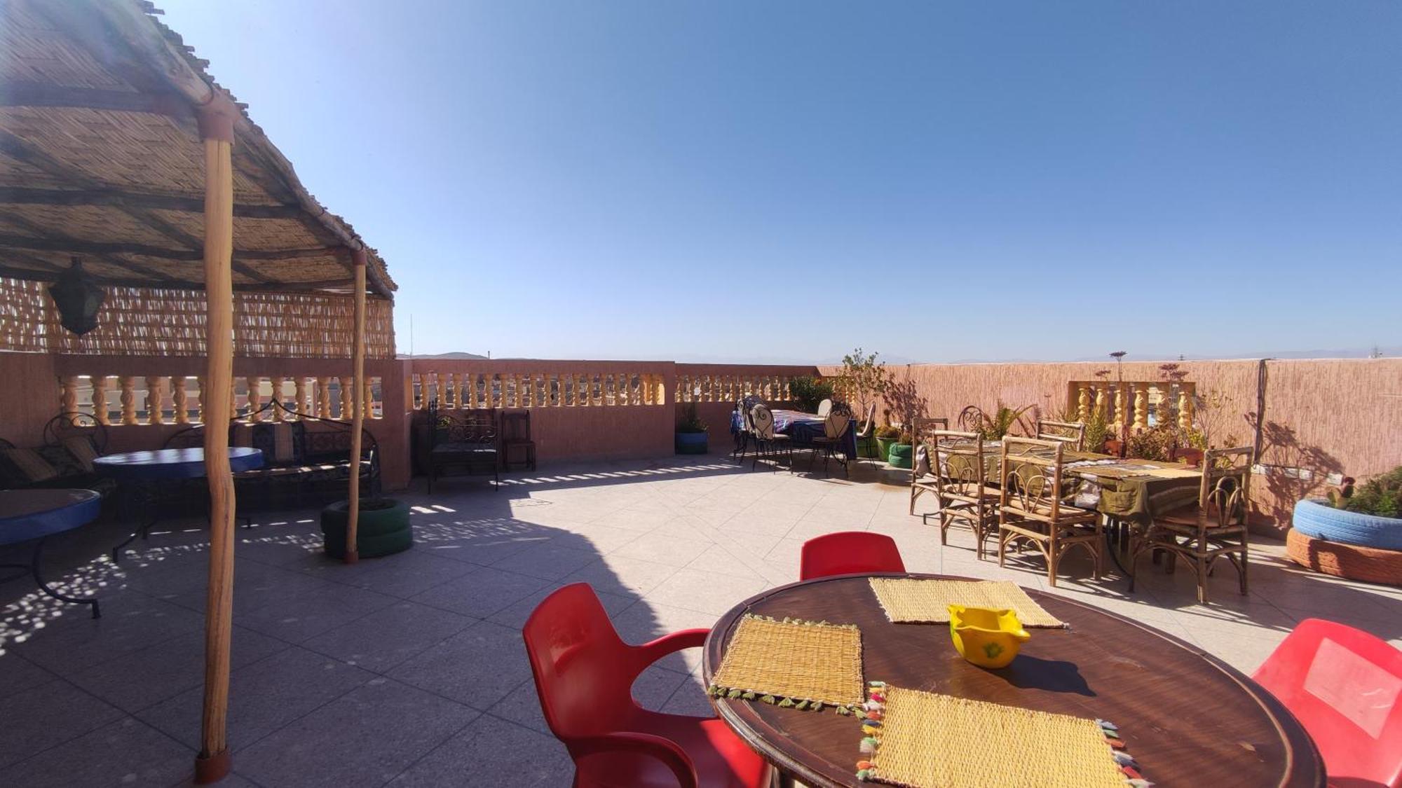 Hostel Afgo Rooftop Варзазат Екстериор снимка